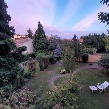 Cocic Garden Appartement Osijek Buitenkant foto
