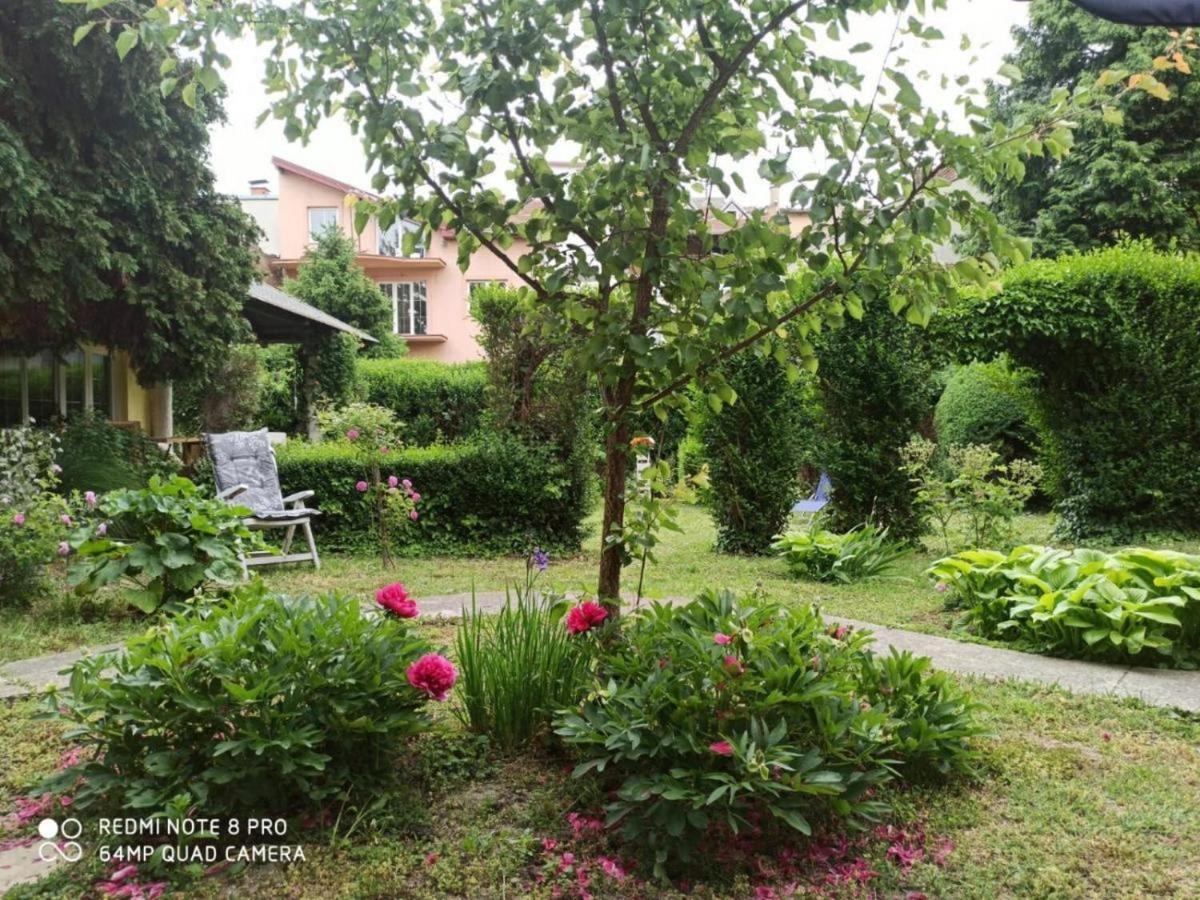 Cocic Garden Appartement Osijek Buitenkant foto