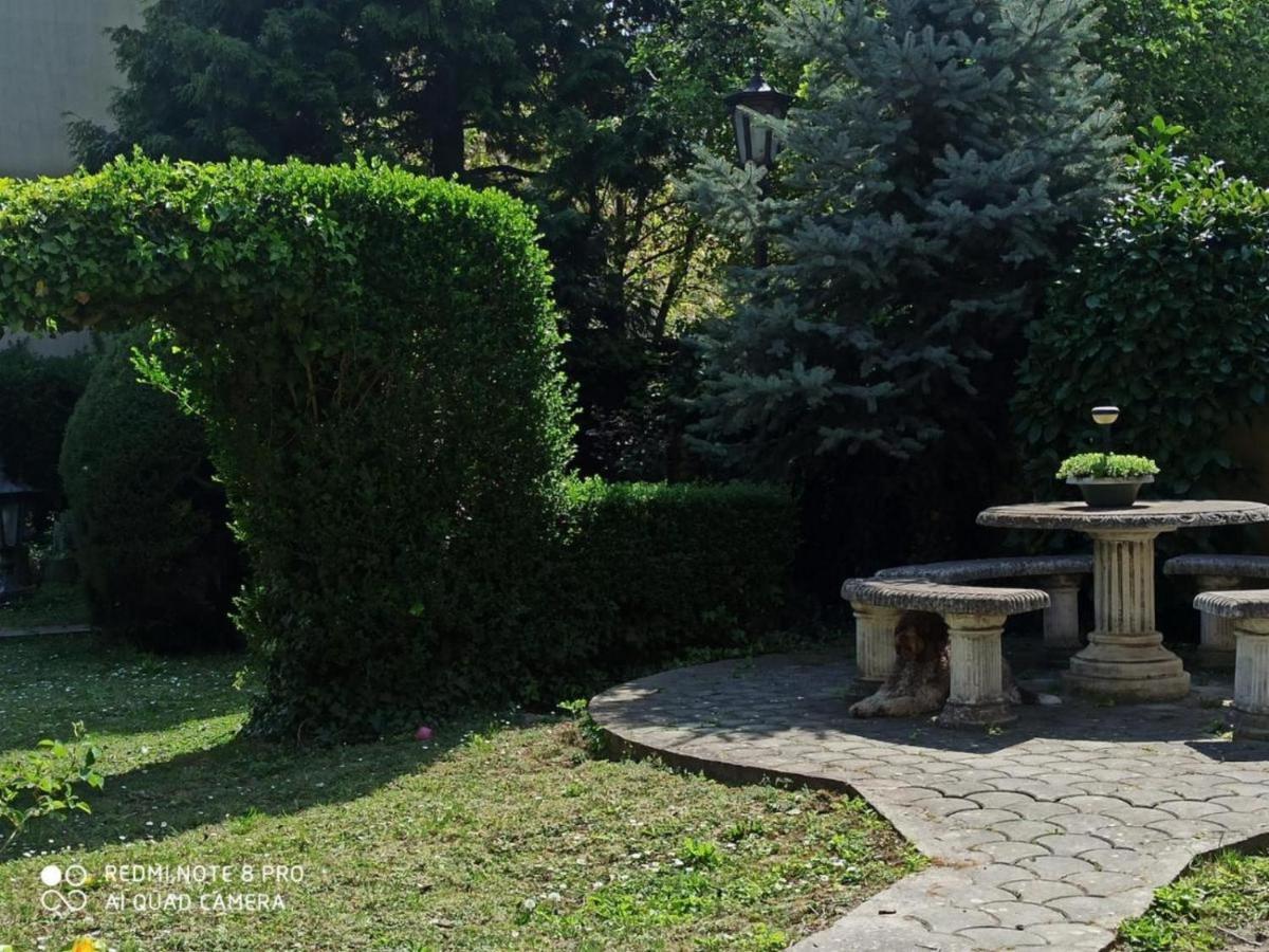 Cocic Garden Appartement Osijek Buitenkant foto